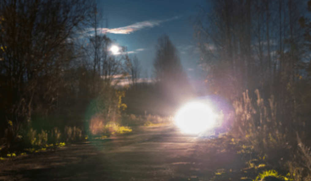 Blinded by Bright Headlights: When They Become a Hazard - HIDprojectors