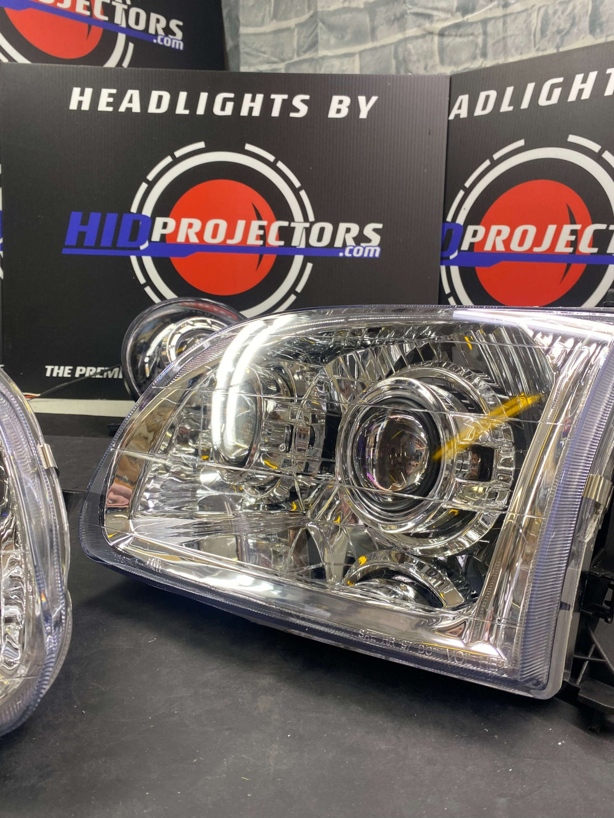 2000 - 2006 Toyota Tundra - Clearance - HIDprojectors