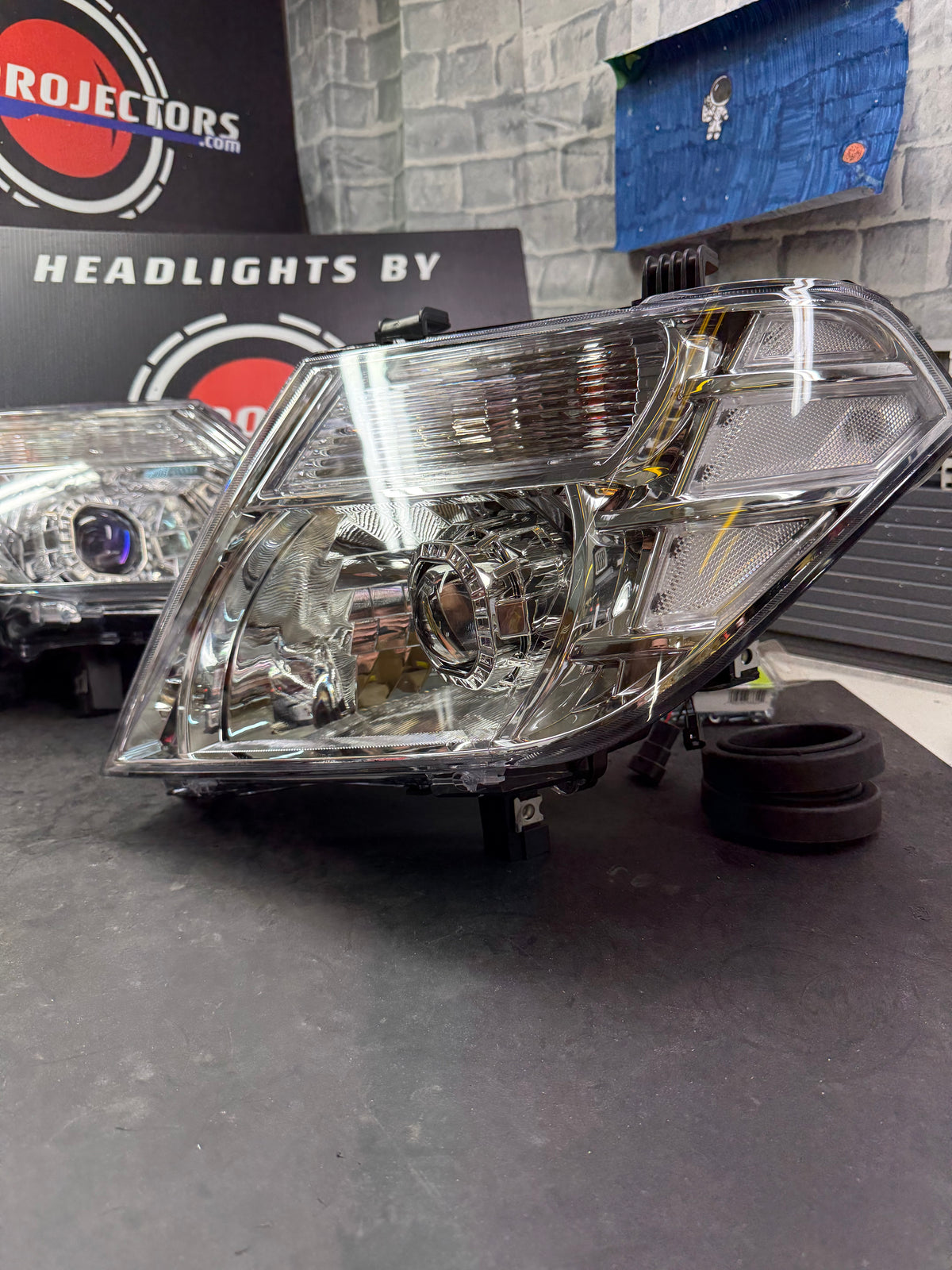 2008-2012 Nissan Pathfinder Bi-LED Projector Headlight Retrofit (Special Edition)