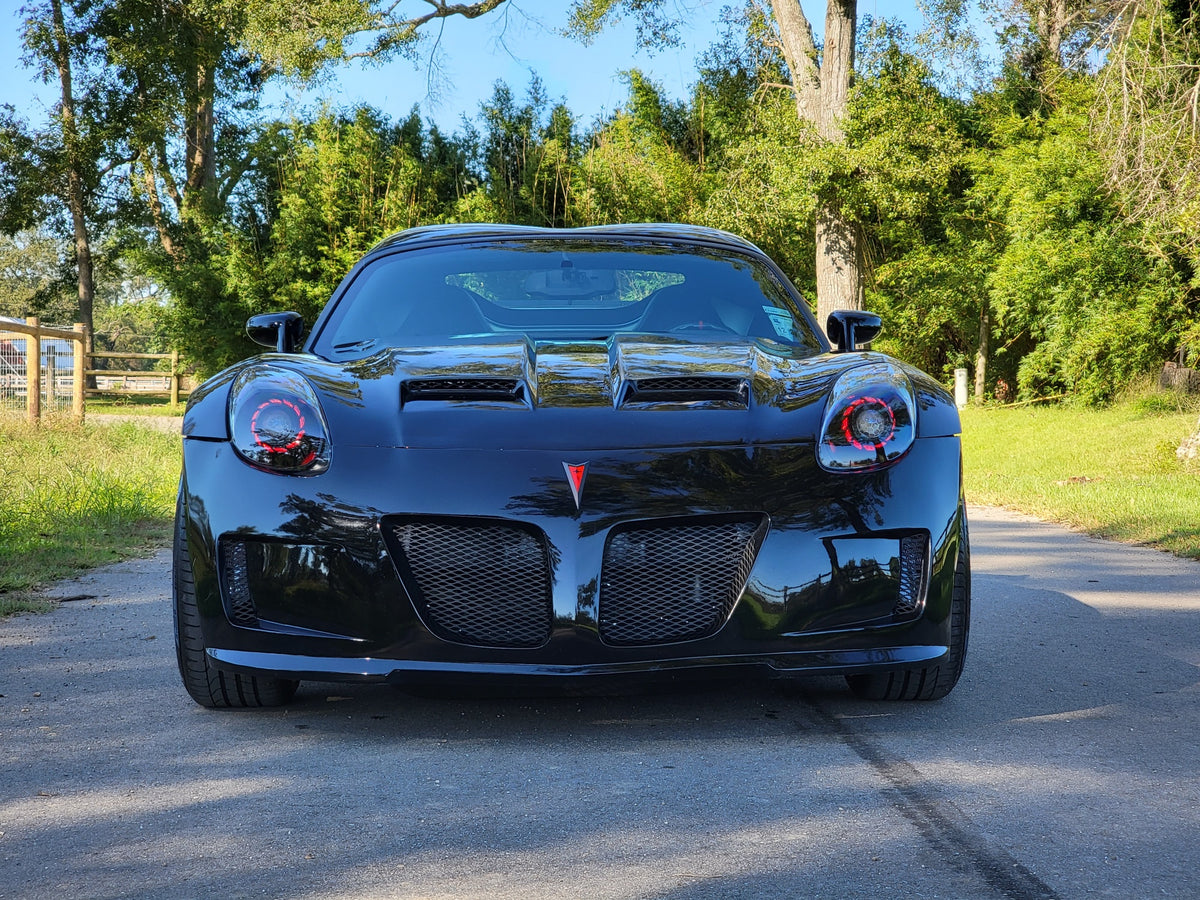 Black Pontiac Solstice