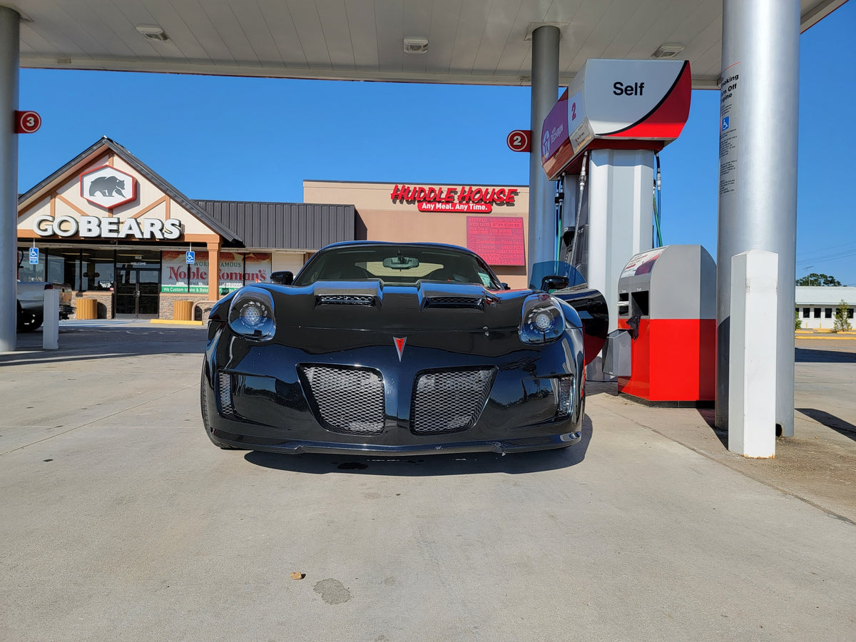 Black Pontiac Solstice 